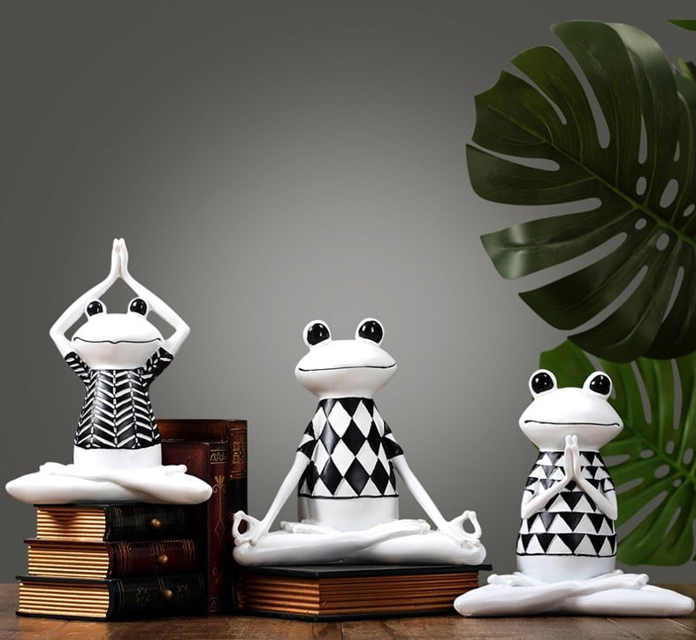 decor de ban 3 chu ech yoga